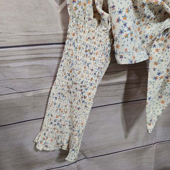 Love Tree Tan Beige Floral Cottagecore Smocked Crop Top Skirt Set Size Medium - Picture 4 of 15